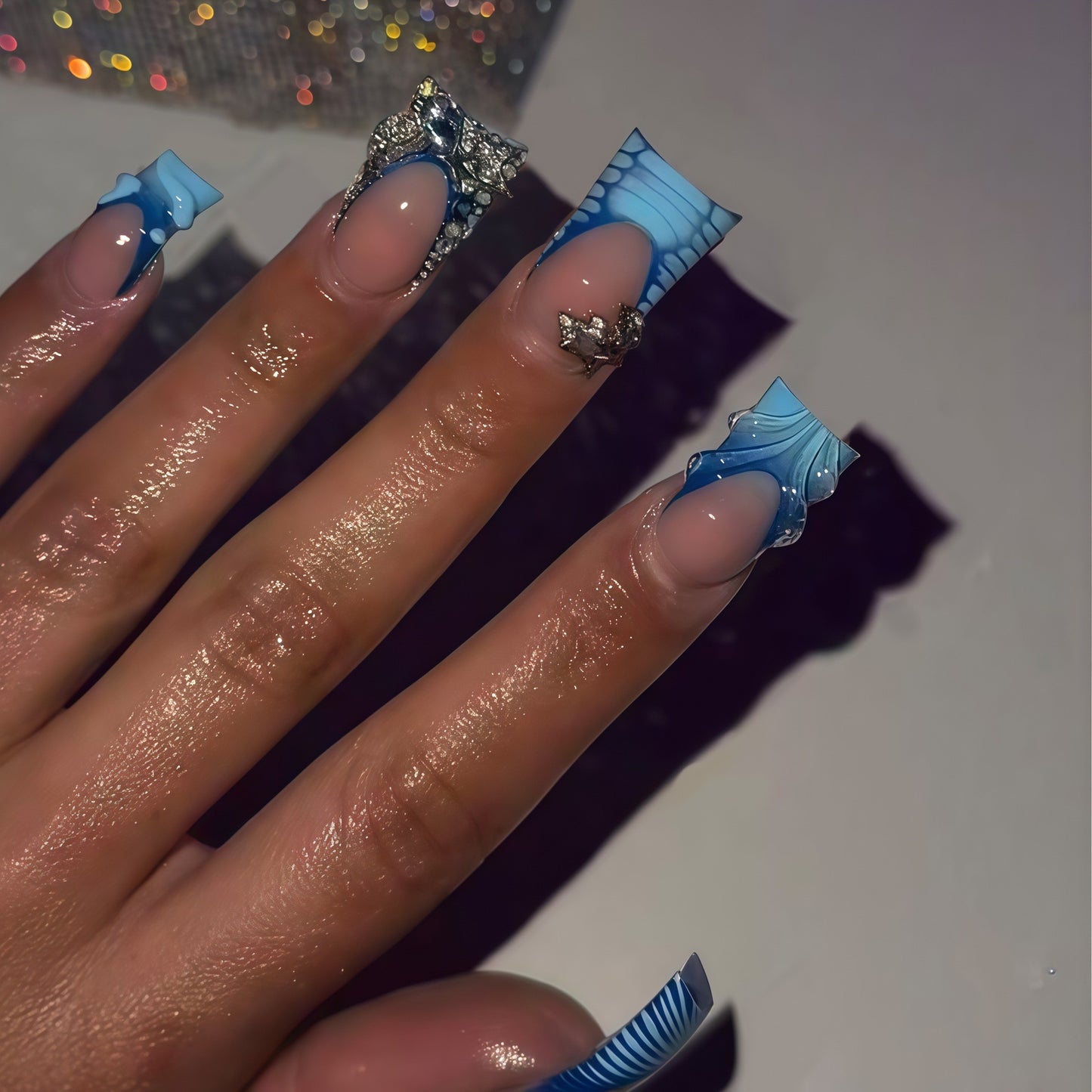 Glamorous 3D Press-On Nail Set Acalora