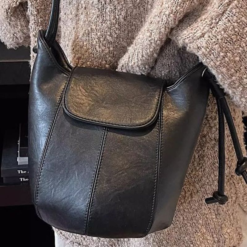 Vintage-Inspired Leather Drawstring Bucket Bag Acalora