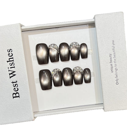 Elegant Press-On Nail Art Set with Rhinestone Accents Acalora