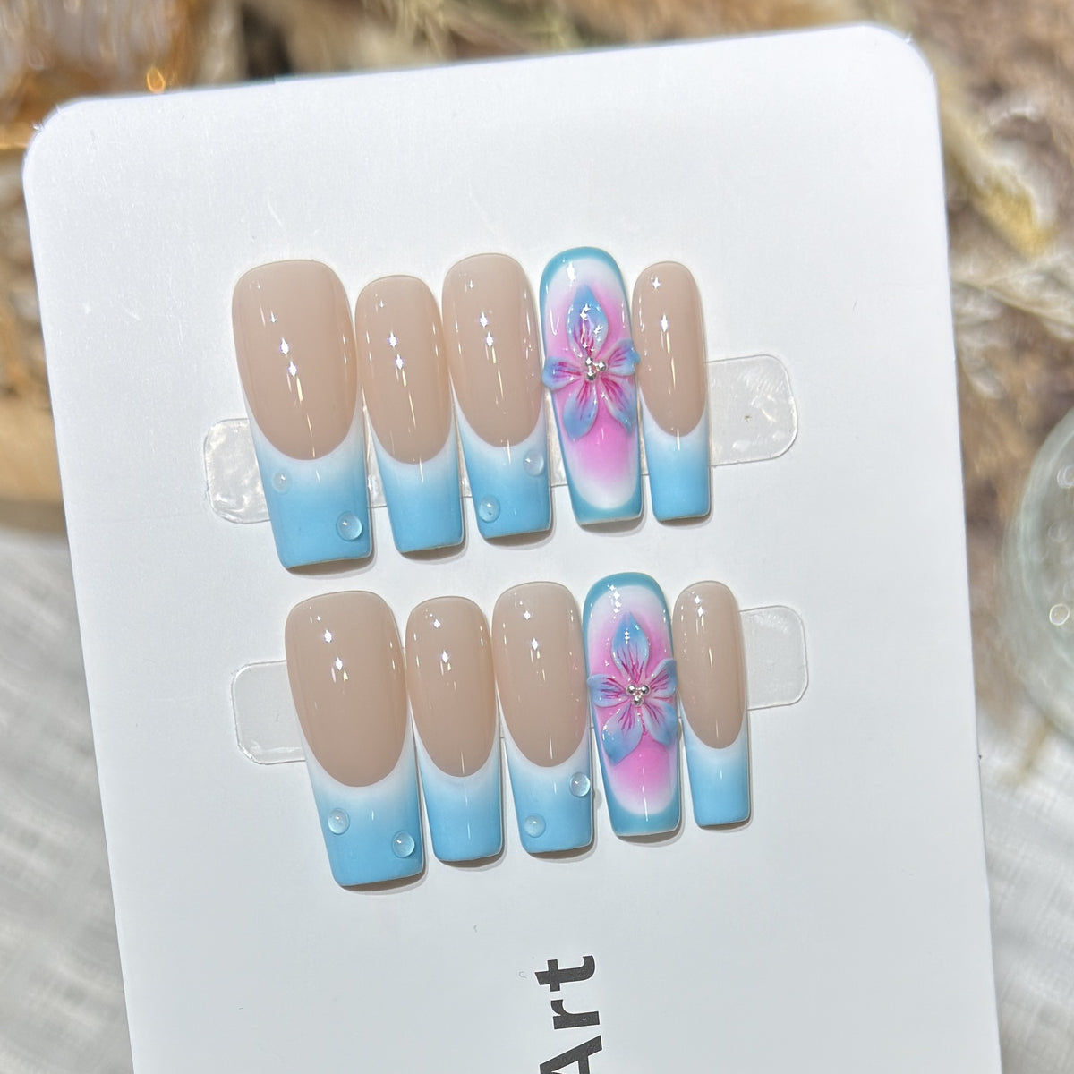 Floral-Accent Press-On Nail Set Acalora