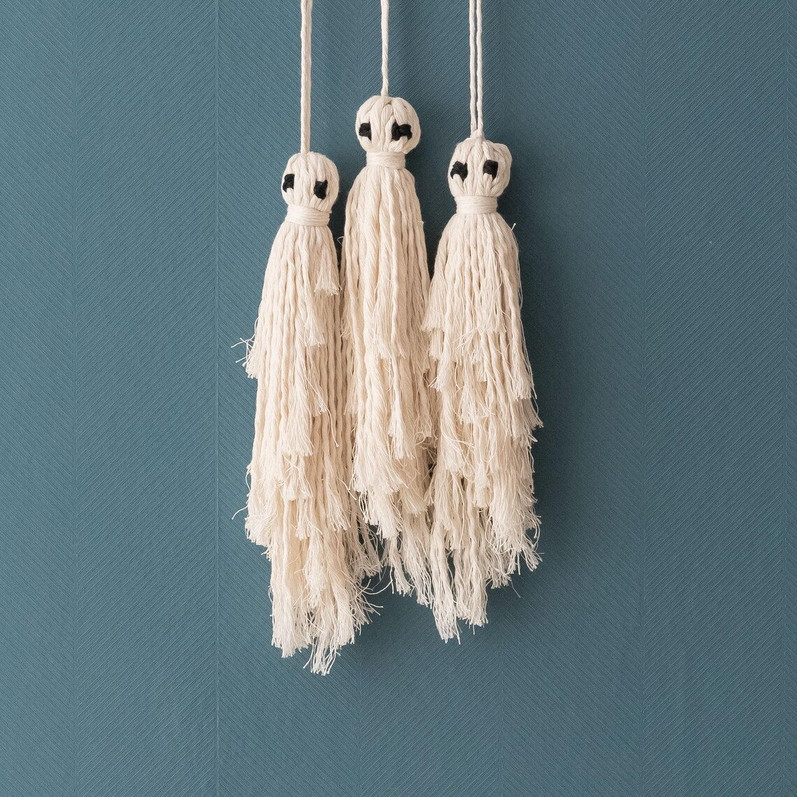 Decorative Macrame Hanging Tassel Acalora