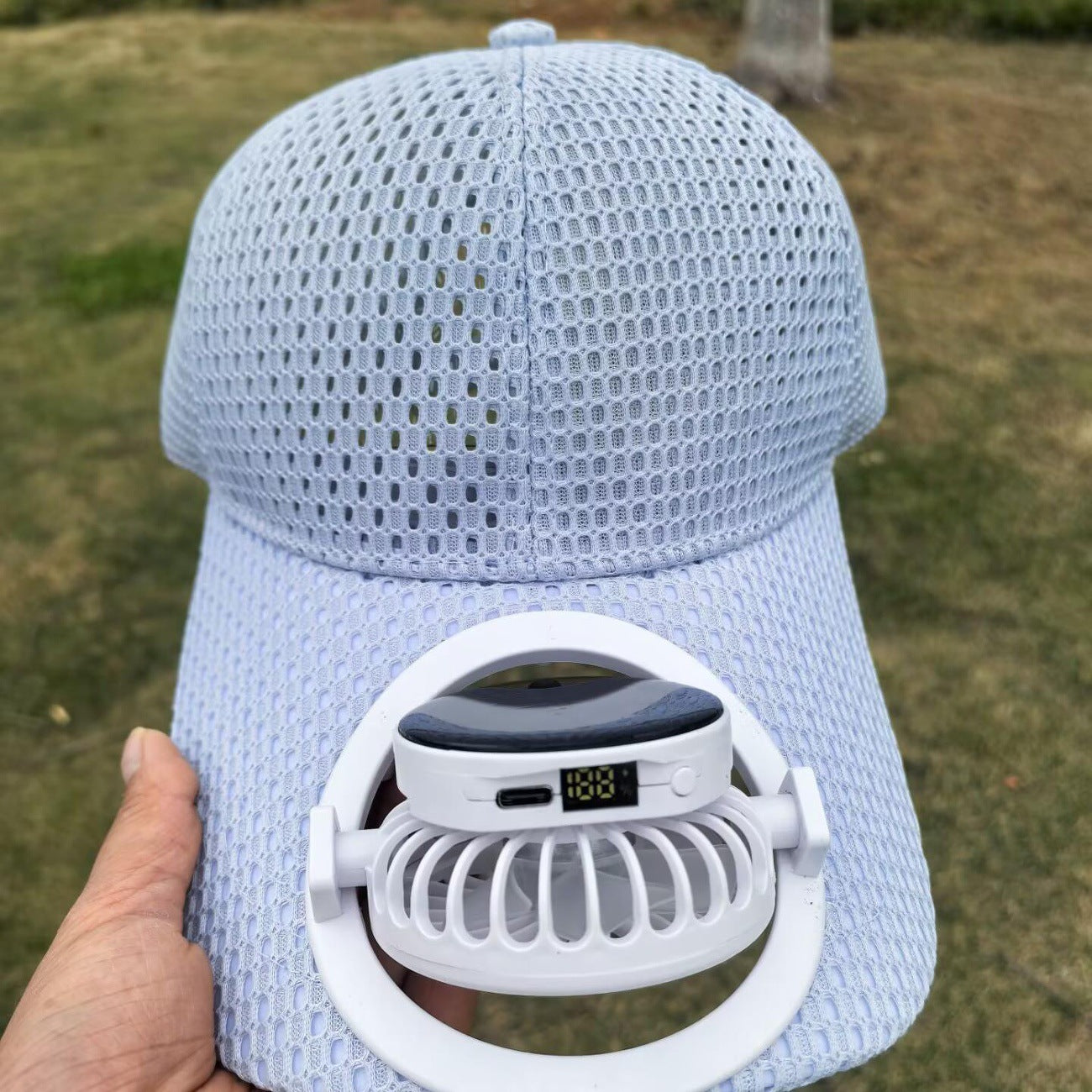 Breathable sports cap with removable USB fan Bowlift