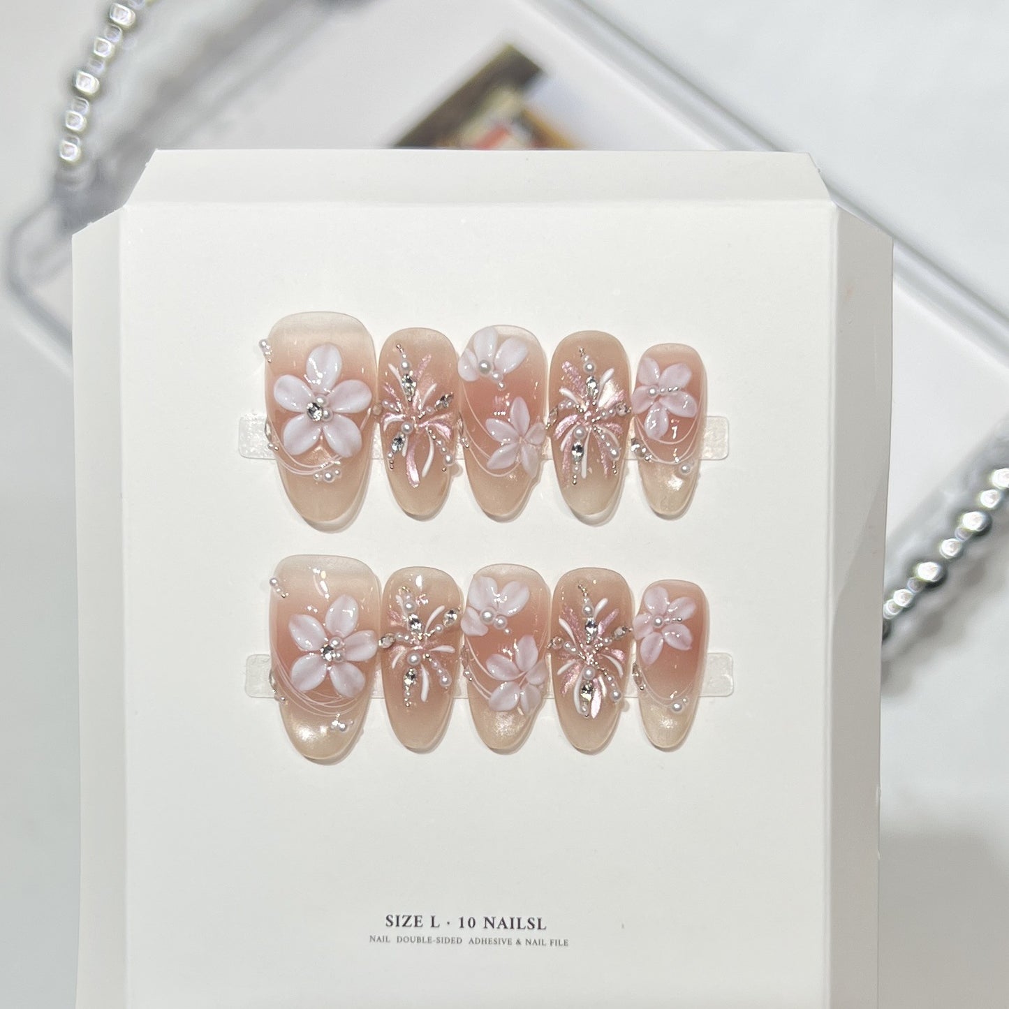 Decorative Floral Press-On Nail Art Set Acalora
