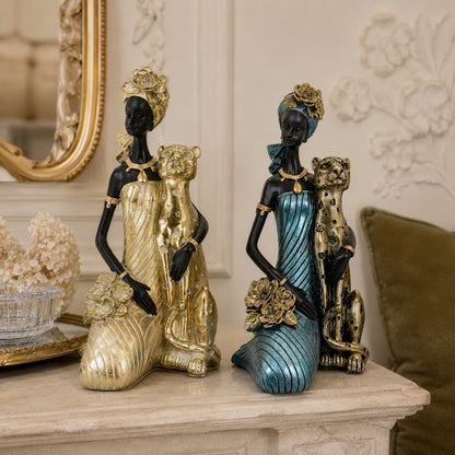 Elegant sculpture with leopard casting Acalora
