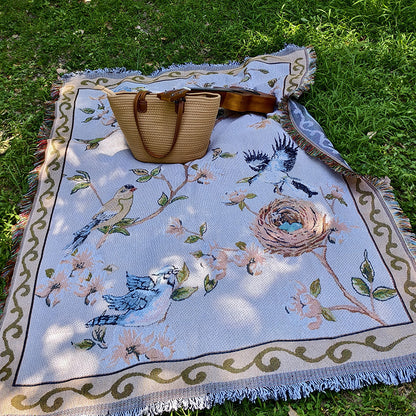 Artistic Floral Patterned Tapestry Throw Blanket
