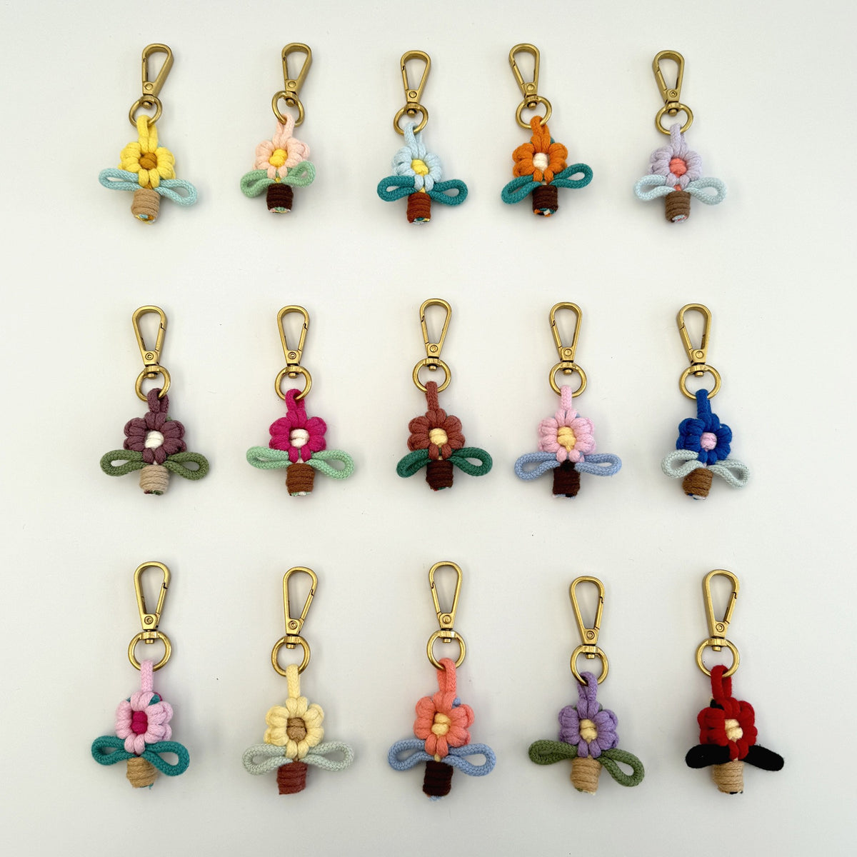 Decorative Floral Keychain Acalora