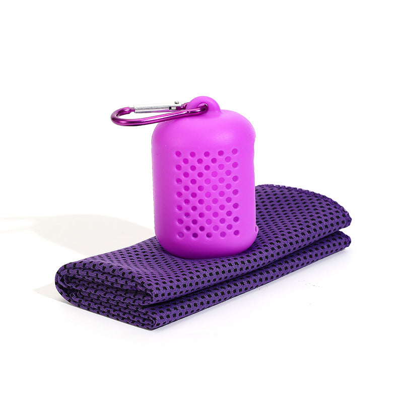 Unisex cooling towel in storage case Karnz