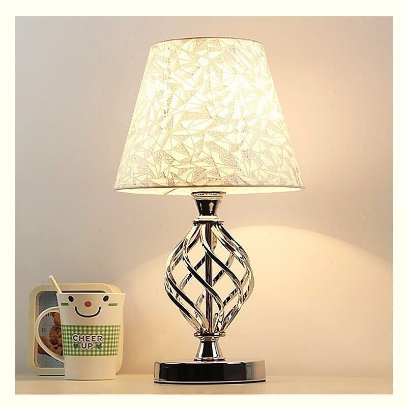 Vintage Floral Table Lamp