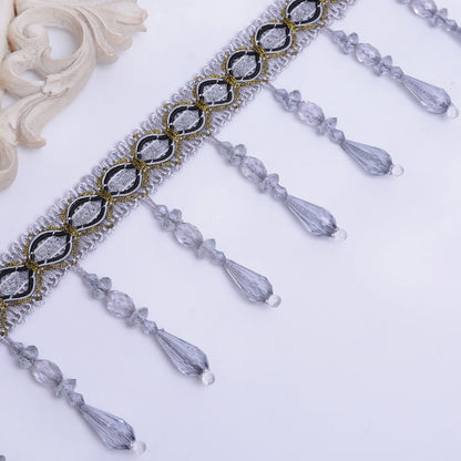 Embellished lace edge Acalora