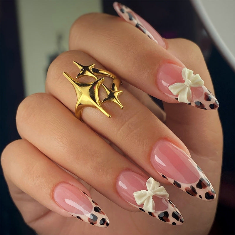 Elegant Animal Print Press-On Nail Set Acalora