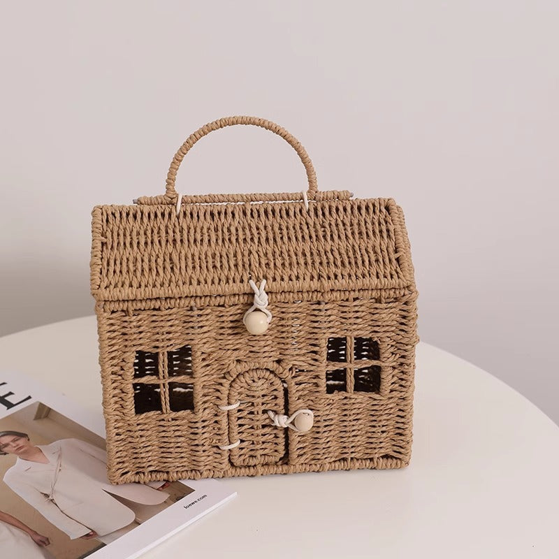 Handcrafted decorative basket Acalora