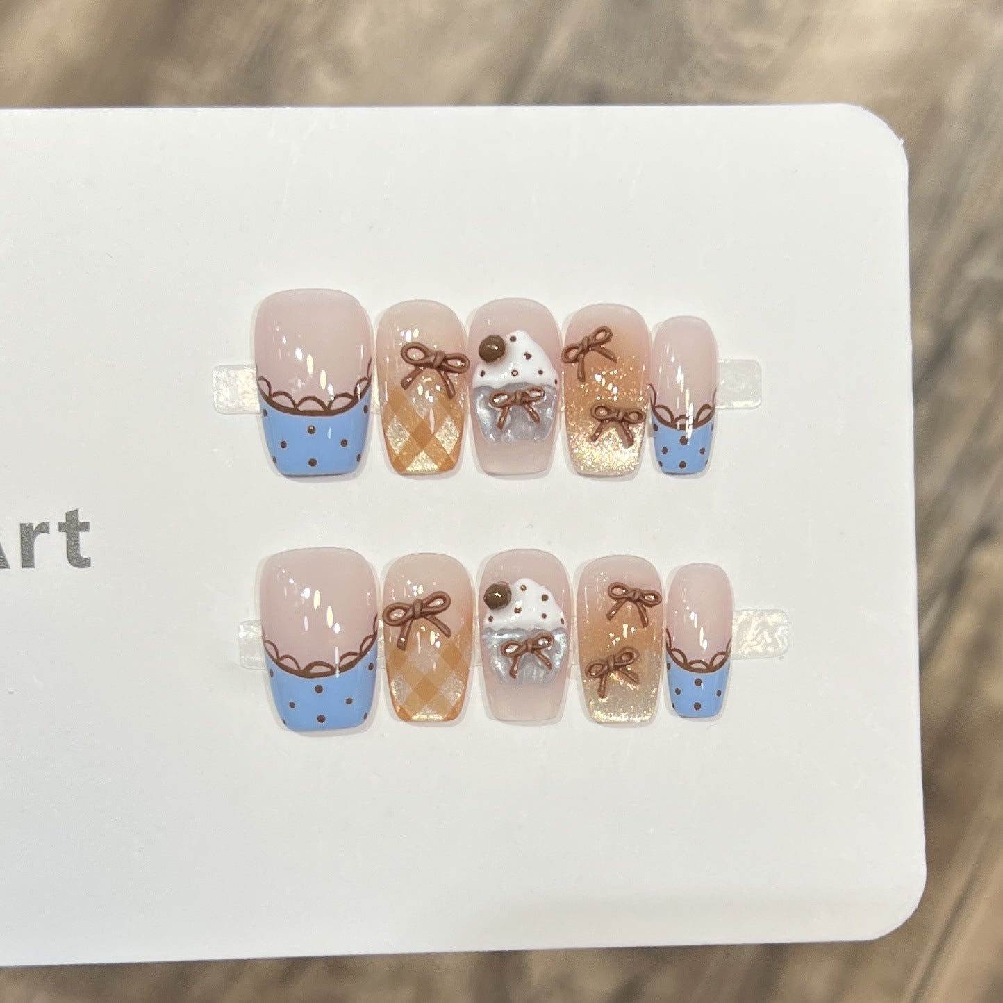 Decorative Press-On Nail Art Set with Charming Bow Accents Acalora