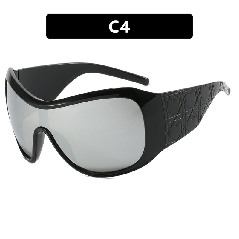 Women's sports sunglasses with wide protective frame and polarized lenses Skanto