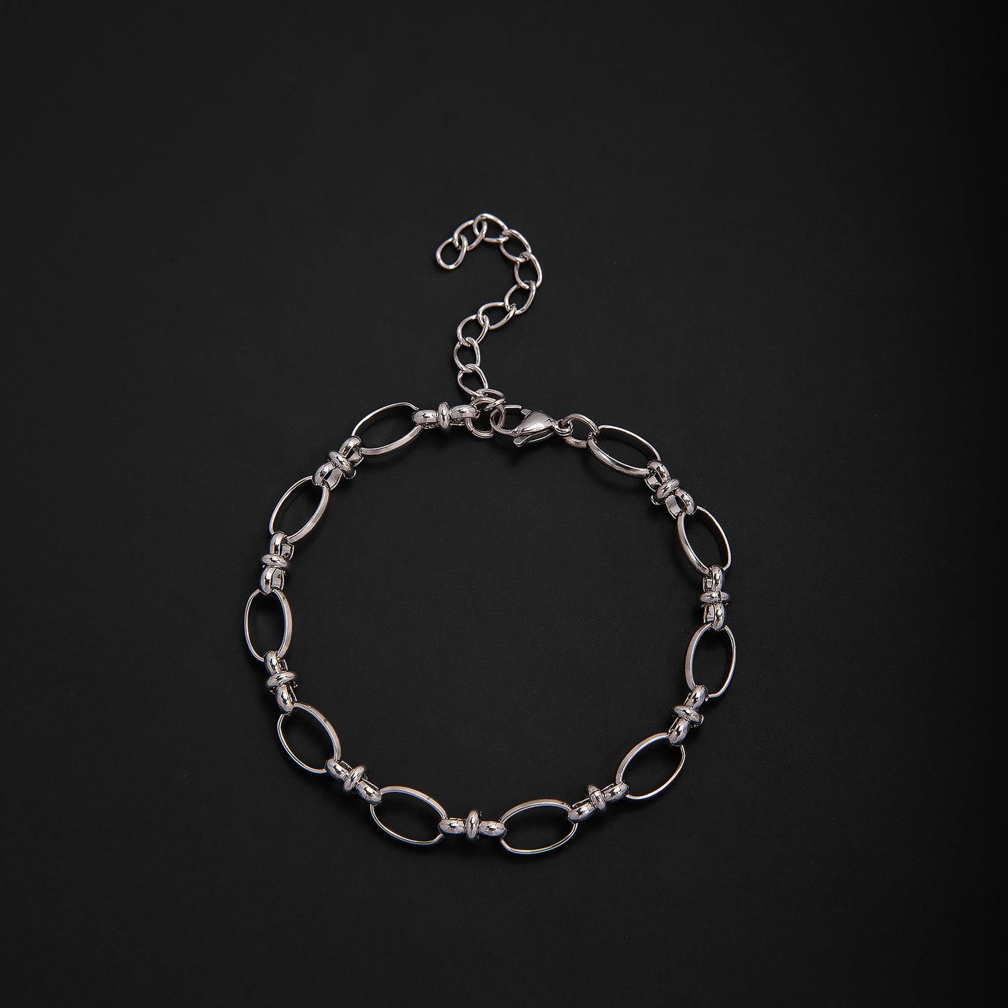 Elegant Geometric Link Bracelet Acalora