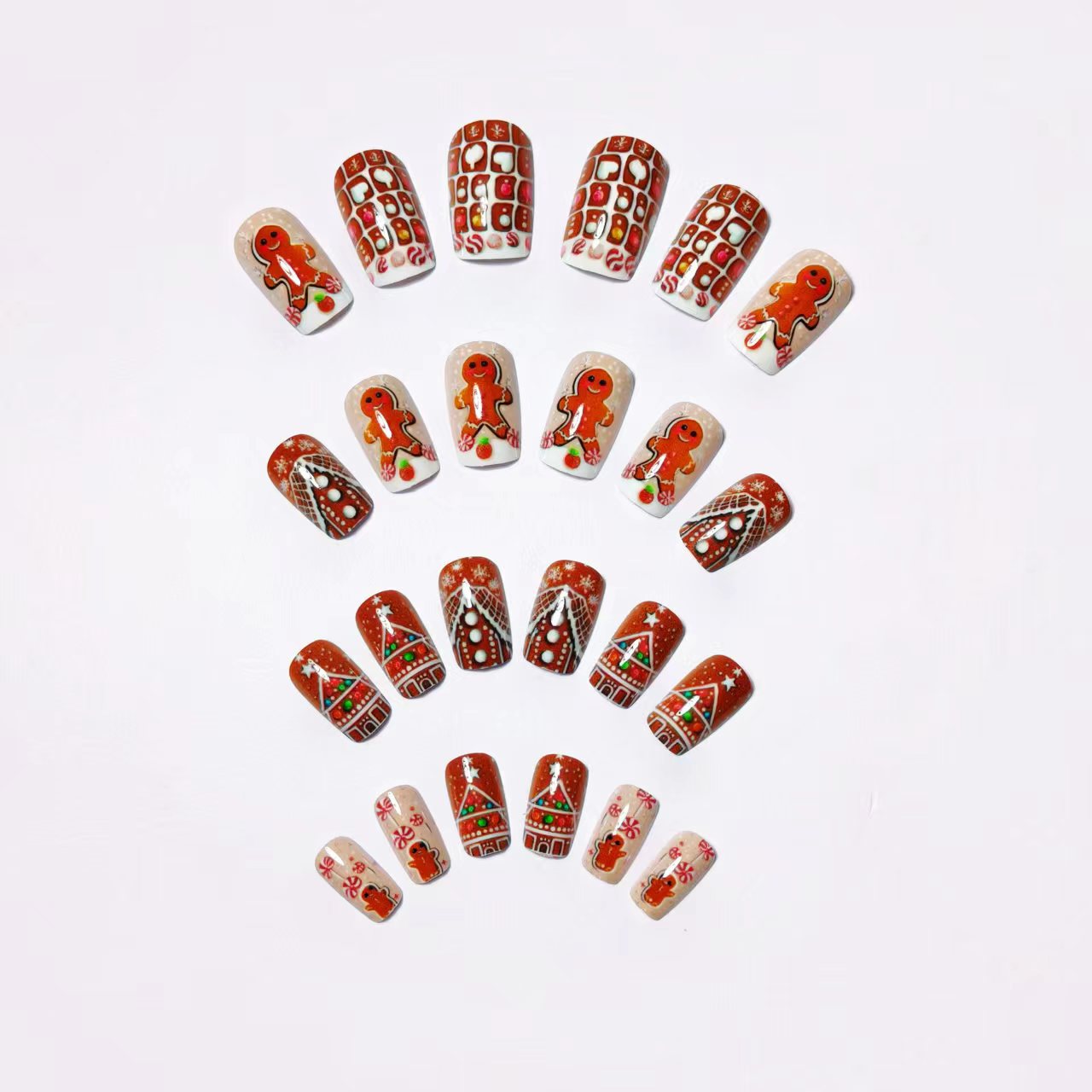 Gingerbread-Themed Nail Art Acalora