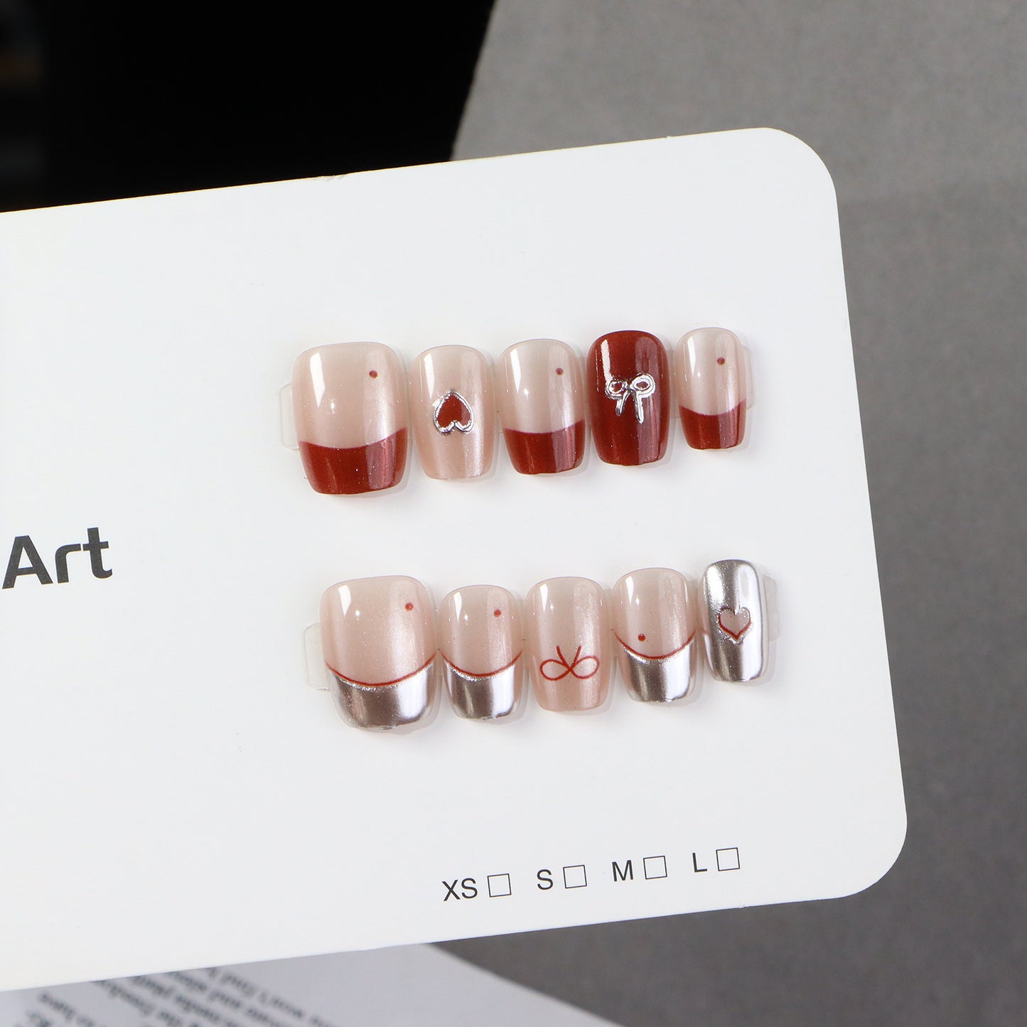 Artistic Press-On Nail Art Set with Decorative Accents Acalora