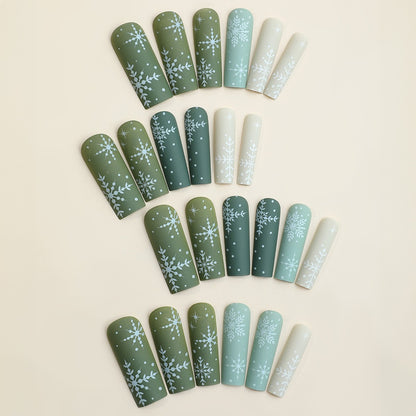 Snowflake Design Press-On Nail Set Acalora