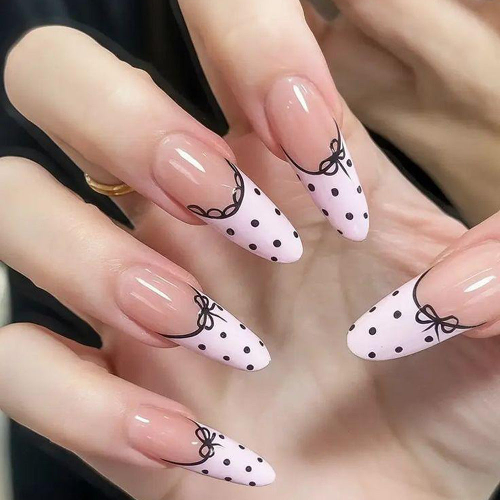 Trendy Nail Art Acalora