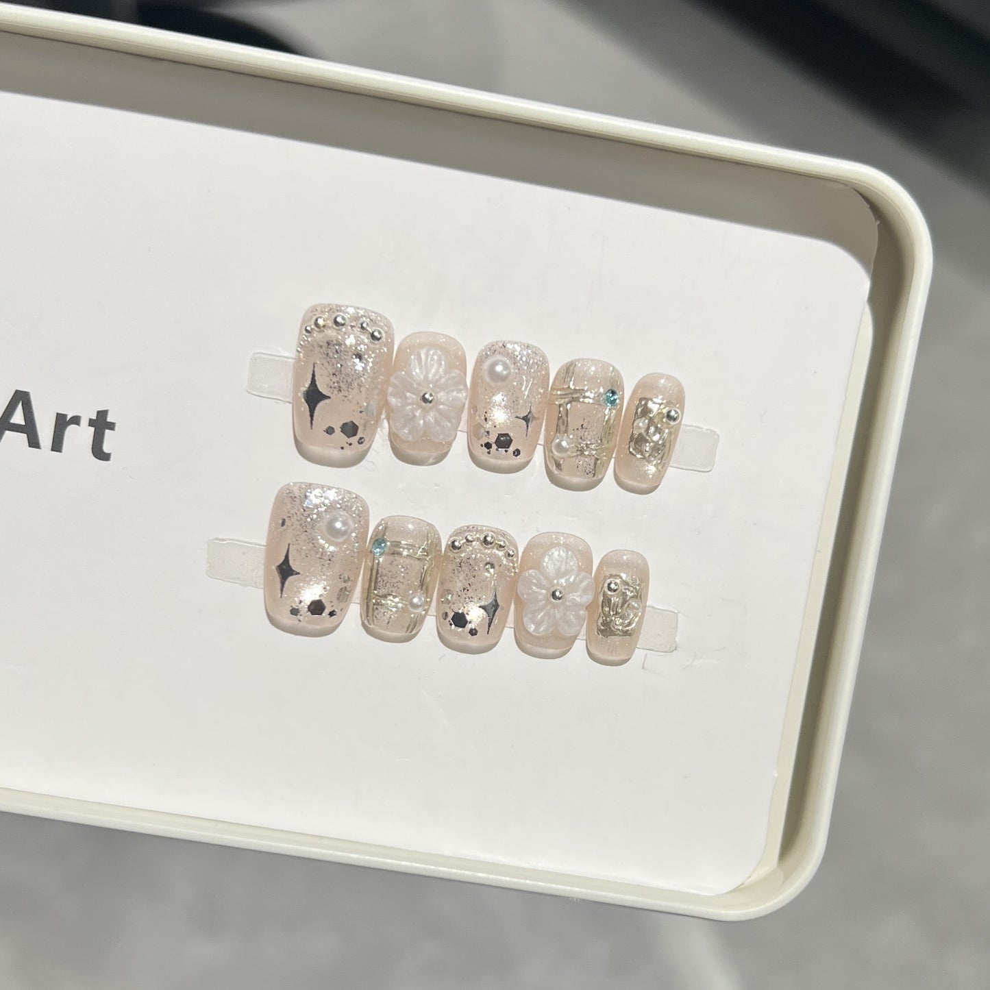 Decorative Acrylic Press-On Nail Art Set Acalora