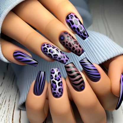 Creative leopard and stripe design artificial nails Acalora