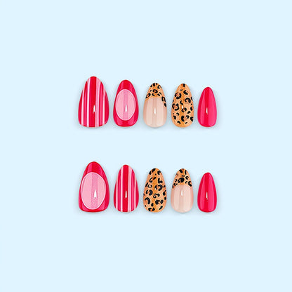 Artificial nails with trendy leopard and striped decorations Acalora