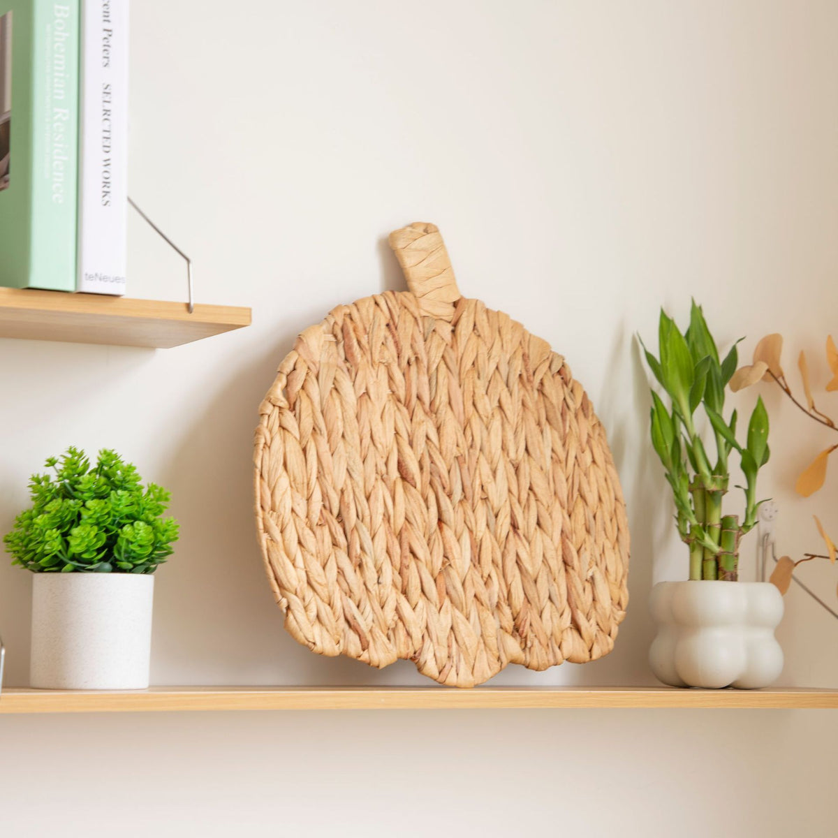 Decorative Table Coaster Acalora