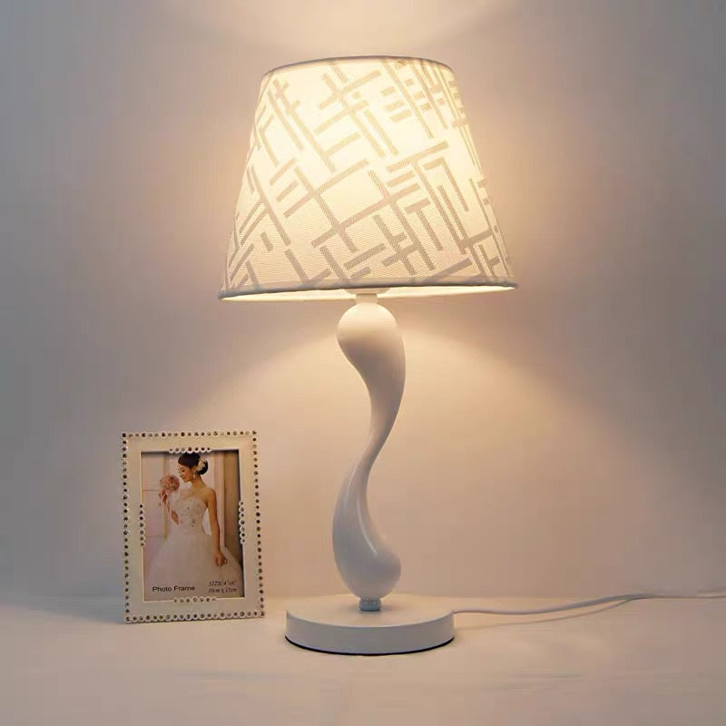 Contemporary Spiral Table Lamp