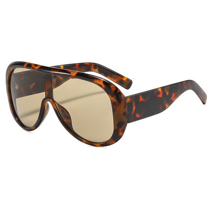 Women's oversized sports sunglasses in retro-inspired design Kalsten