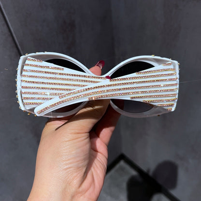 Ladies Glamorous Sunglasses with Sparkling Crystal Decorations Bowlift