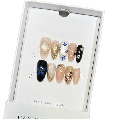 Elegant Floral Press-On Nail Set Acalora