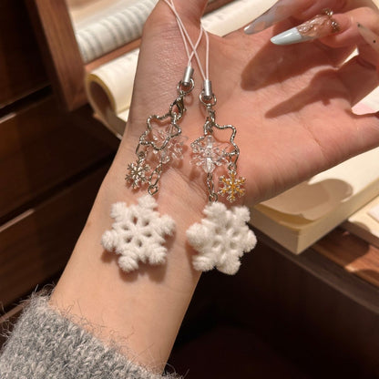 Winter-Themed Mobile Phone Charm Acalora