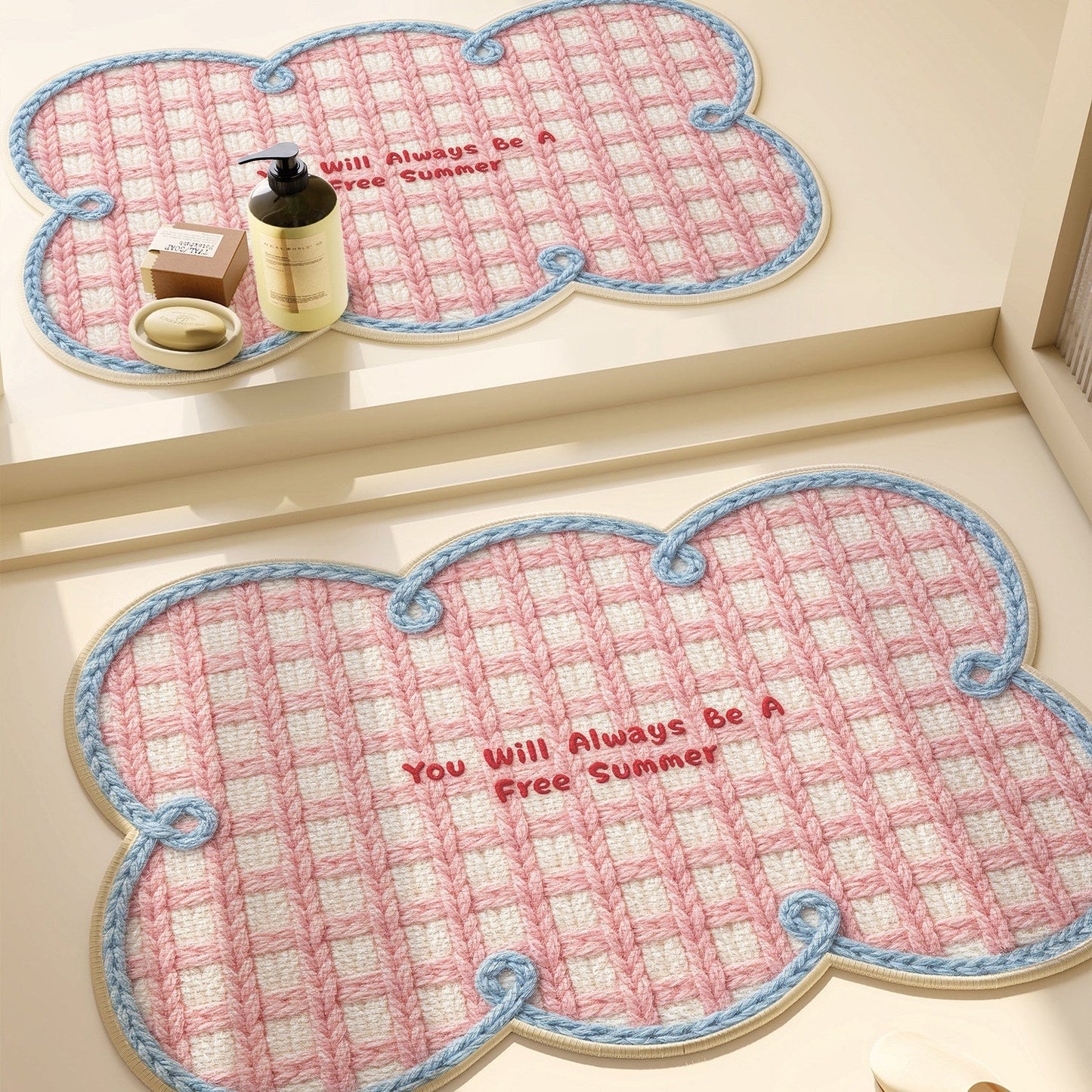 Heart-Patterned Bathroom Mat