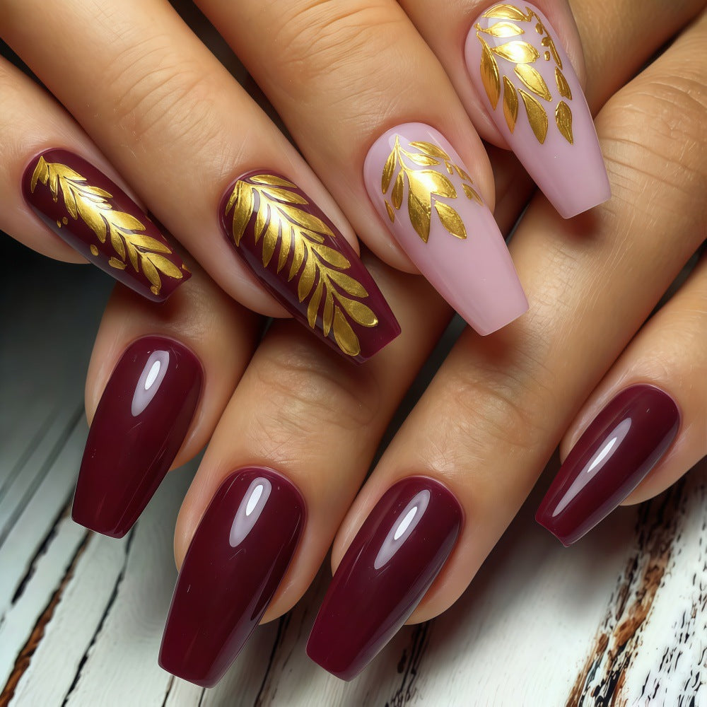 Elegant artificial nails with gold decoration Acalora