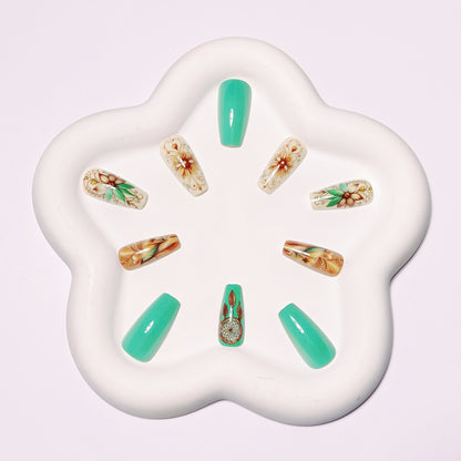 Artfully Designed Nail Wraps Acalora