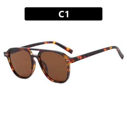 Women's modern square sunglasses with robust design and UV protection Karnz