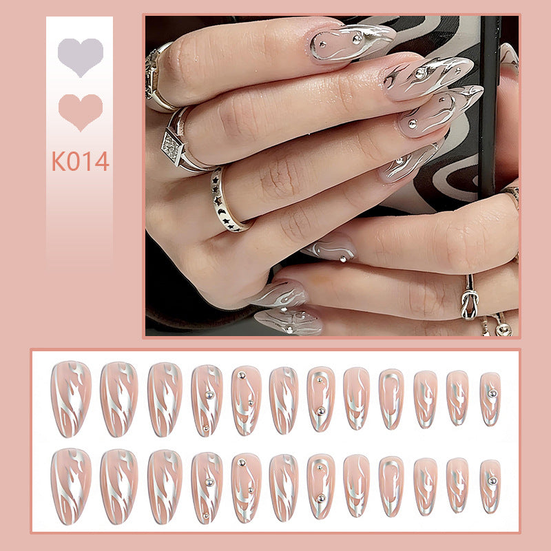 Artificial nail set with elegant design and pearl-embellished accents Acalora