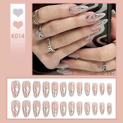 Artificial nail set with elegant design and pearl-embellished accents Acalora
