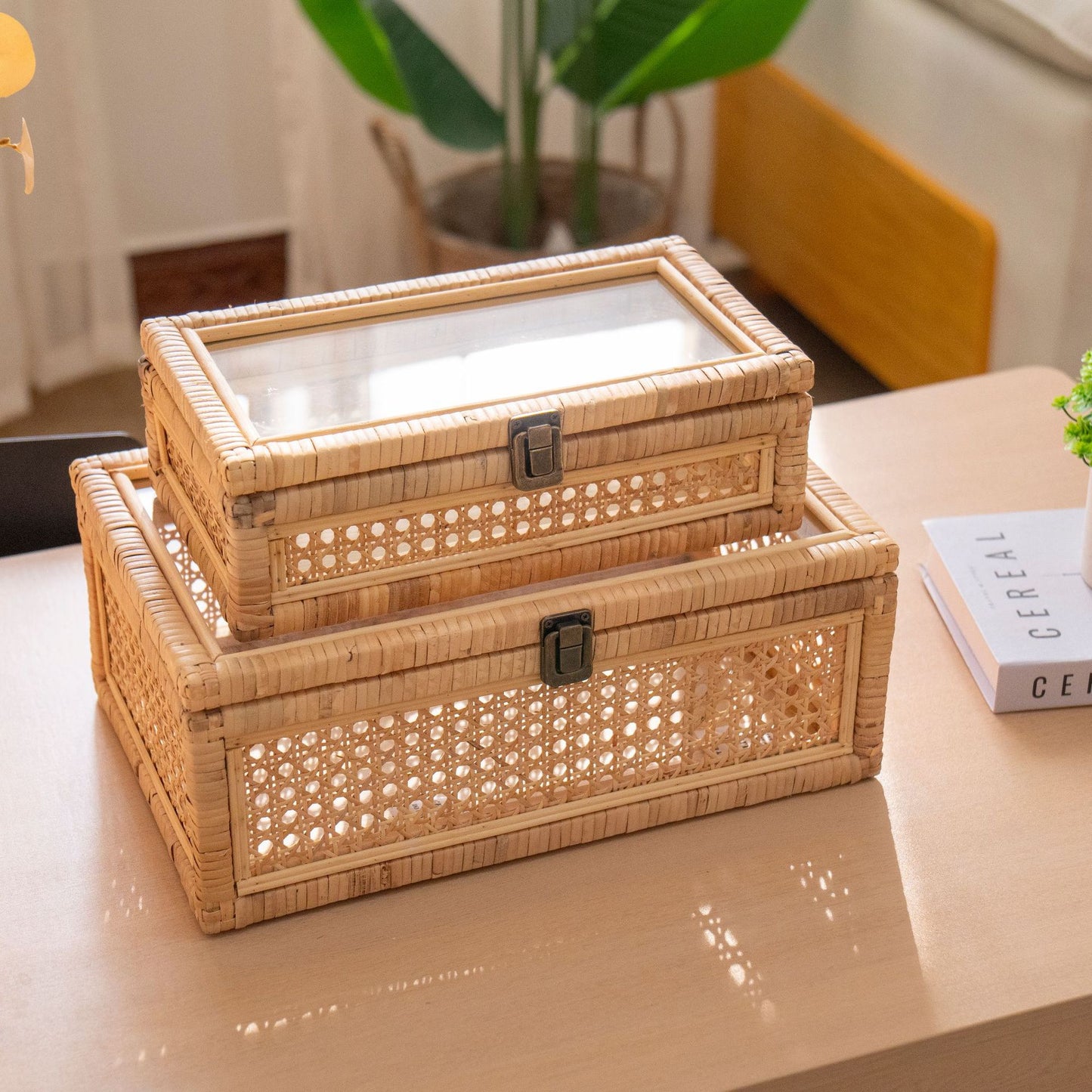 Rustic toy basket with checked pattern Acalora