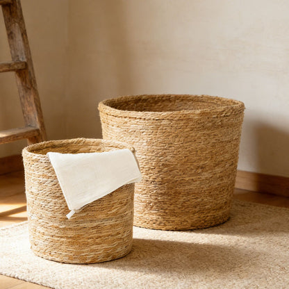 Natural storage basket with woven design Acalora