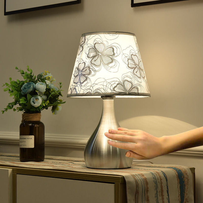 Elegant Swirling Shade Table Lamp