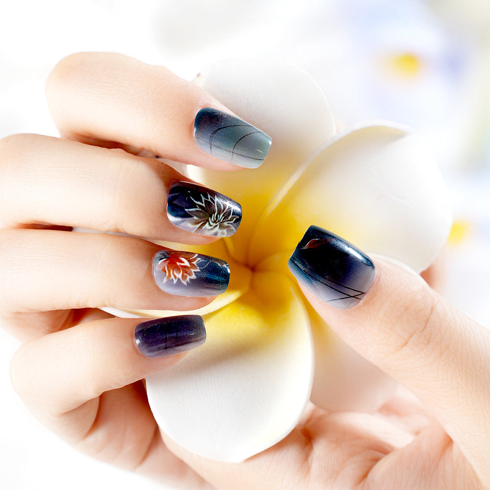 Artistic Floral Design Press-On Nails Acalora