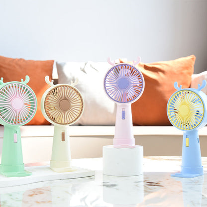Ladies' funny table fan Karnz