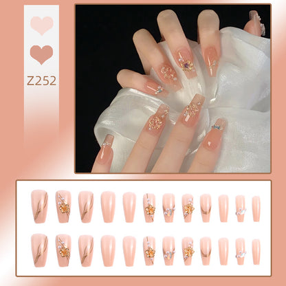 Artificial nail set with elegant floral and luxurious decorations Acalora
