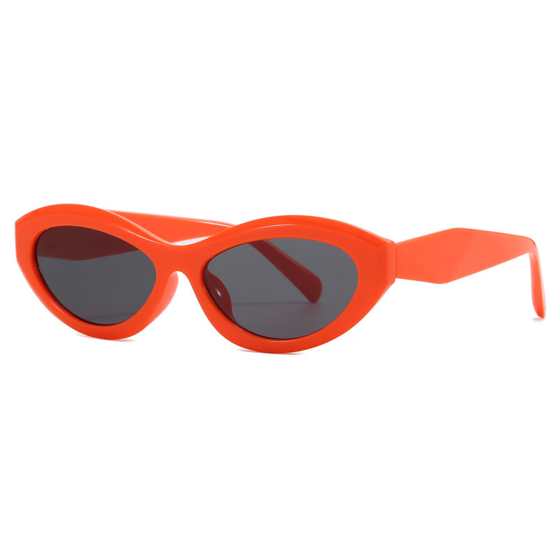 Women's Cat-Eye Sunglasses with Wide Frame and UV Protection Bowlift