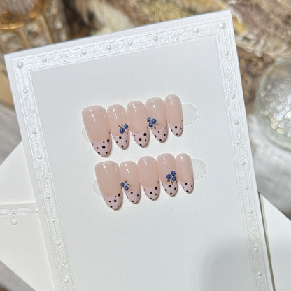 Press-On Nail Set Acalora