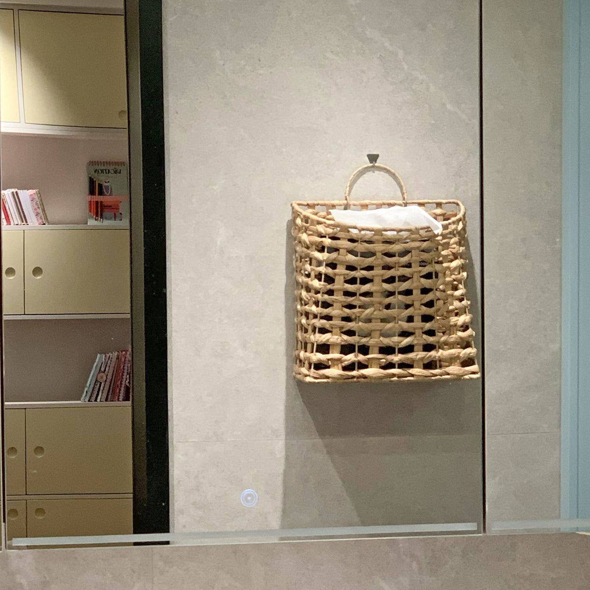 Creative and Decorative Storage Basket in Shell Design Acalora