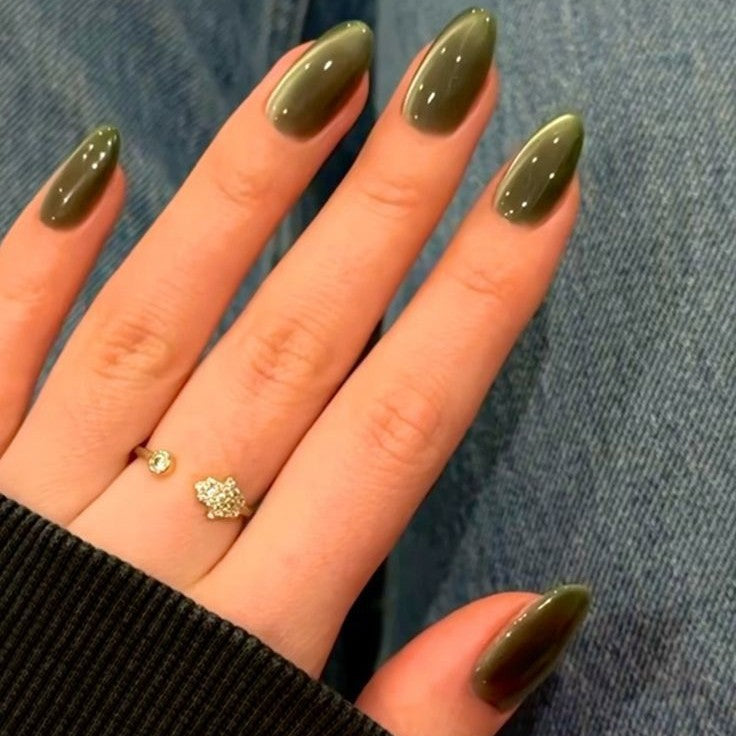 Luxury high gloss finish artificial nails Acalora