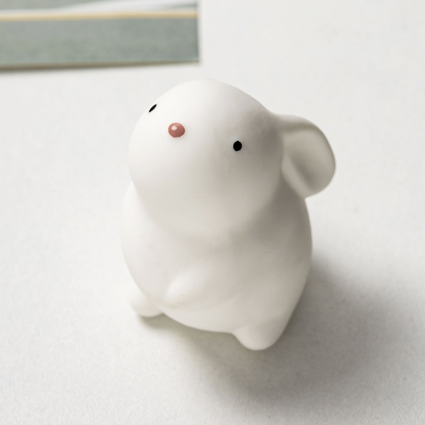 Decorative ceramic figure in rabbit format Acalora