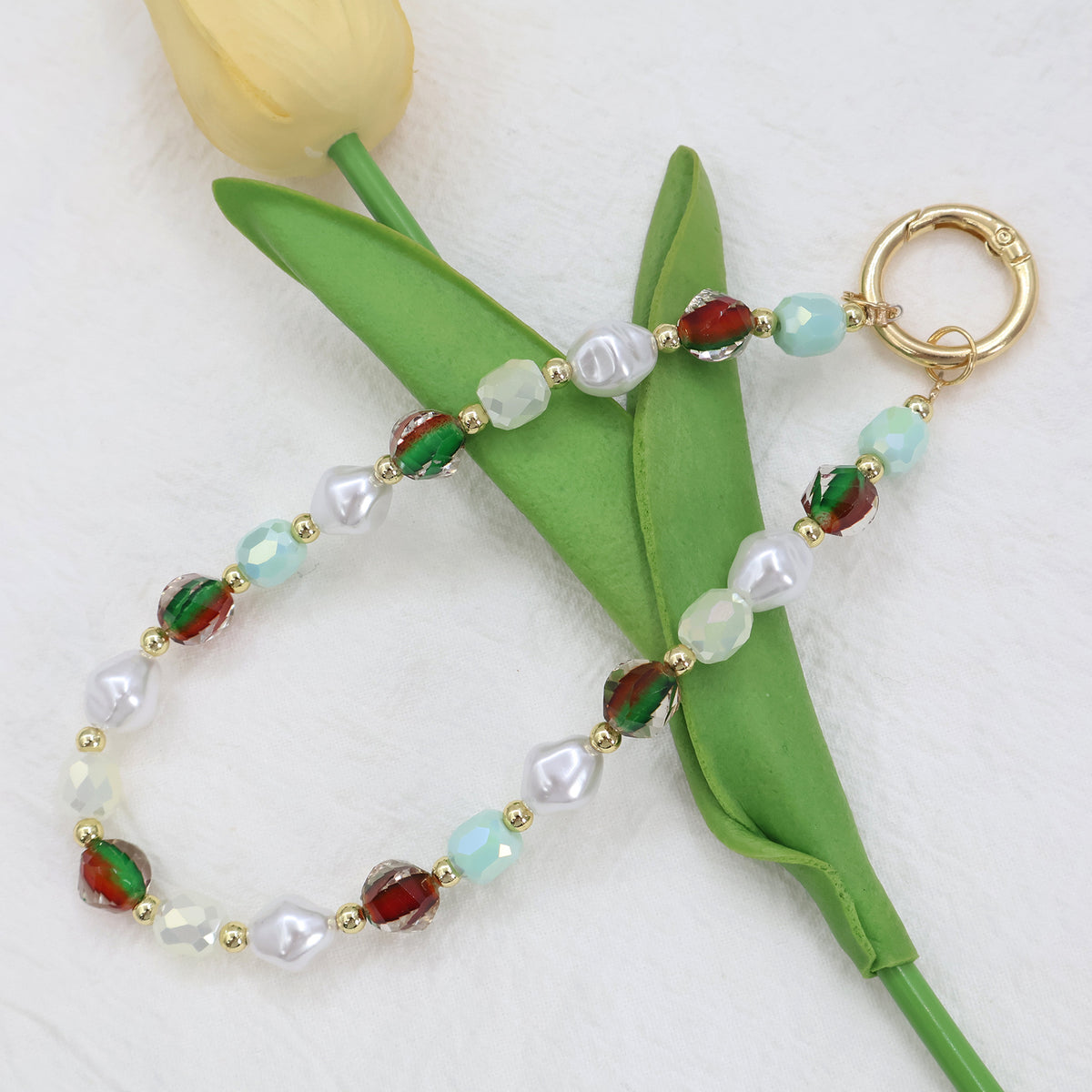 Elegant Beaded Necklace Acalora