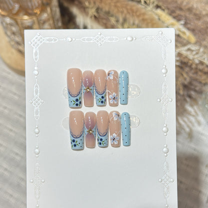 Artistic Press-On Nail Set with Floral and Geometric Design Acalora